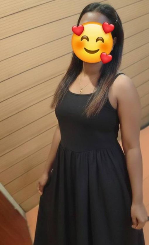 New sexy tamil girl...